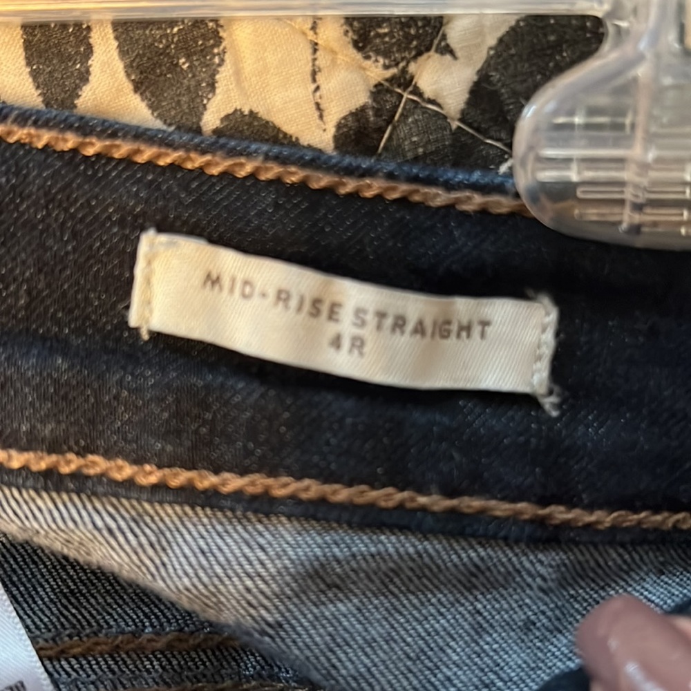 MID RISE STRAIGHT LEG JEANS - Picture 7 of 7